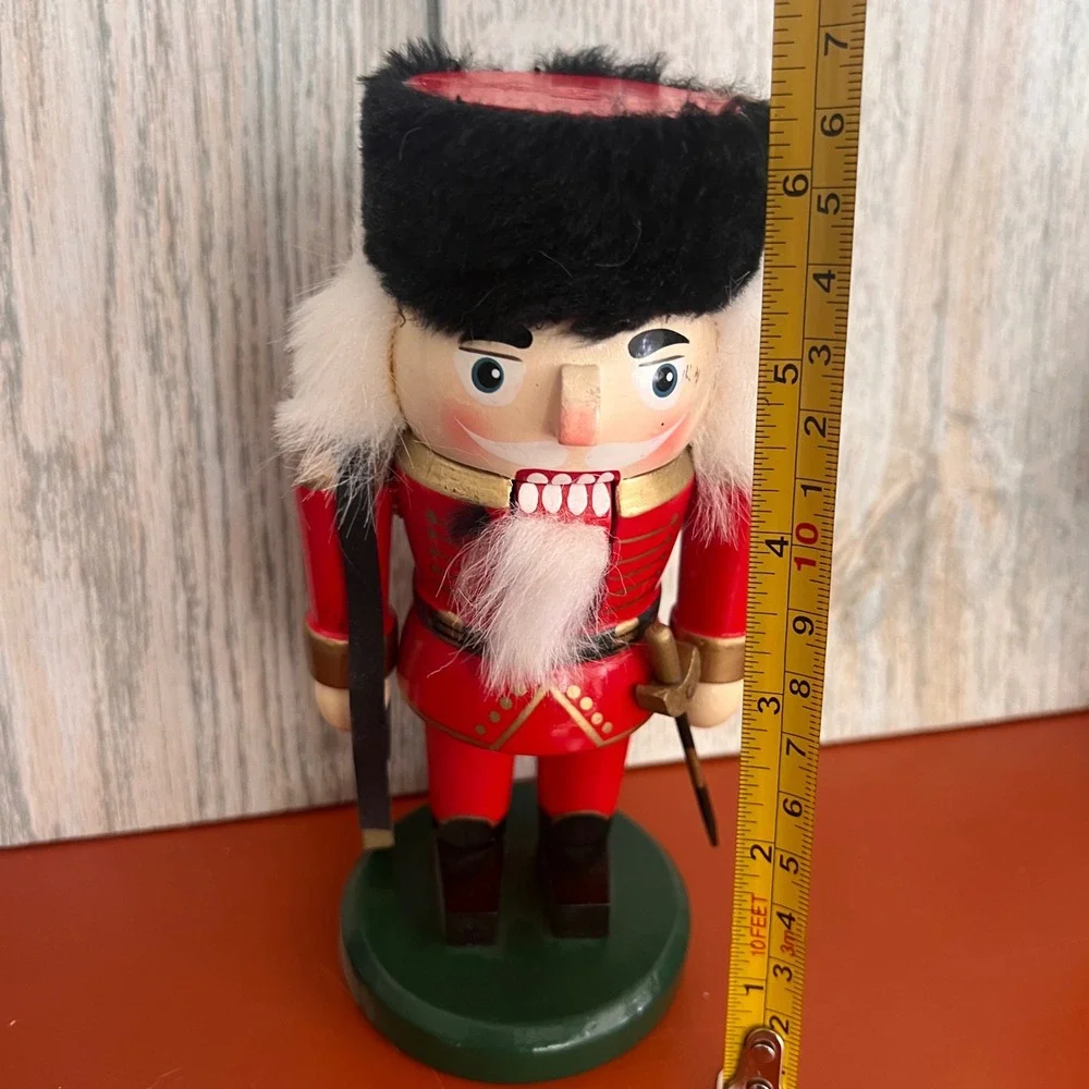 Vtg Wooden Soldier Nutcracker Red Uniform Faux Fur Hat Christmas Decor 7 Inch